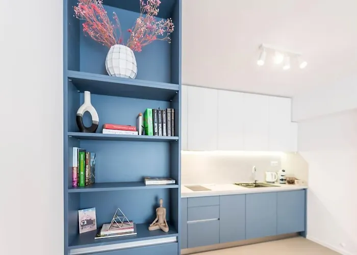 Chaika Apartment Warna