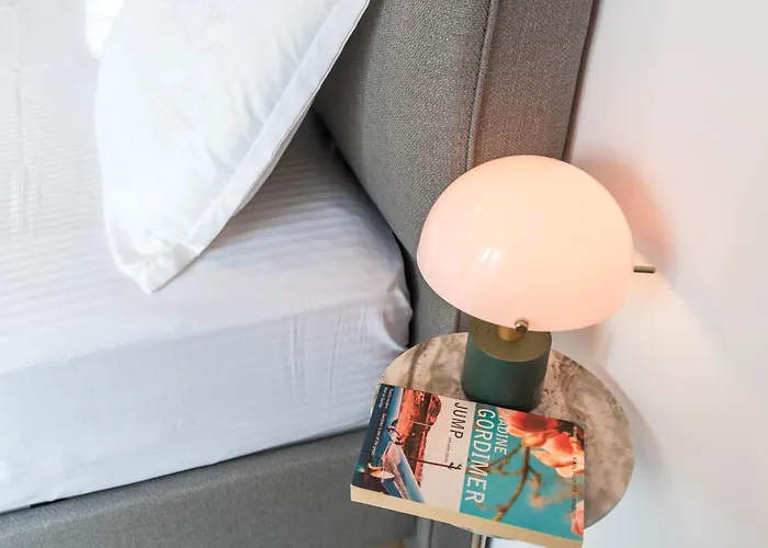 Chaika Apartment Warna